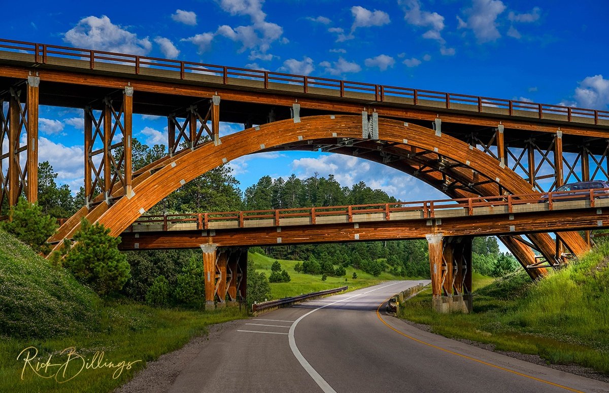 1019-US-16-Wooden-Bridge