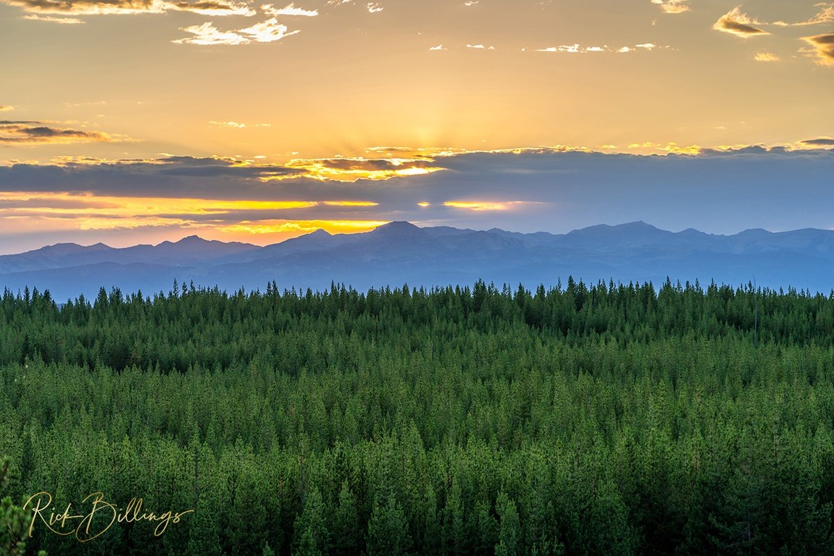 1062 Yellowstone Sunset